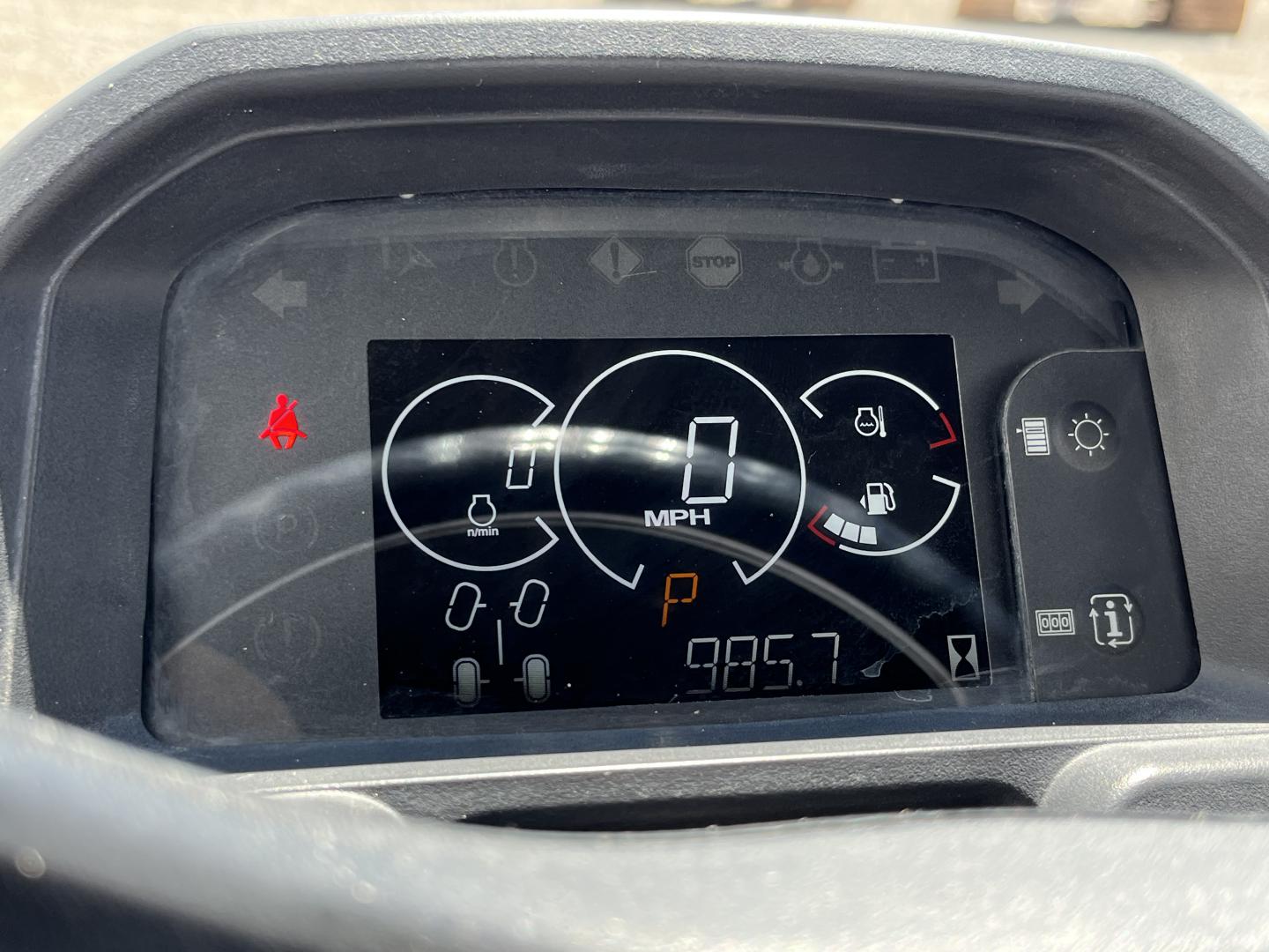 ./imagenes/INVOICE/2019/18259/JOHN DEERE XUV835E (7).JPG